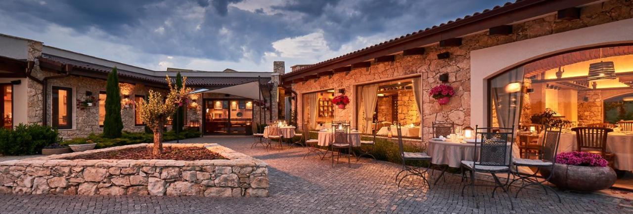 Zornitza Family Estate Relais&Chateaux Mělník Exterior foto